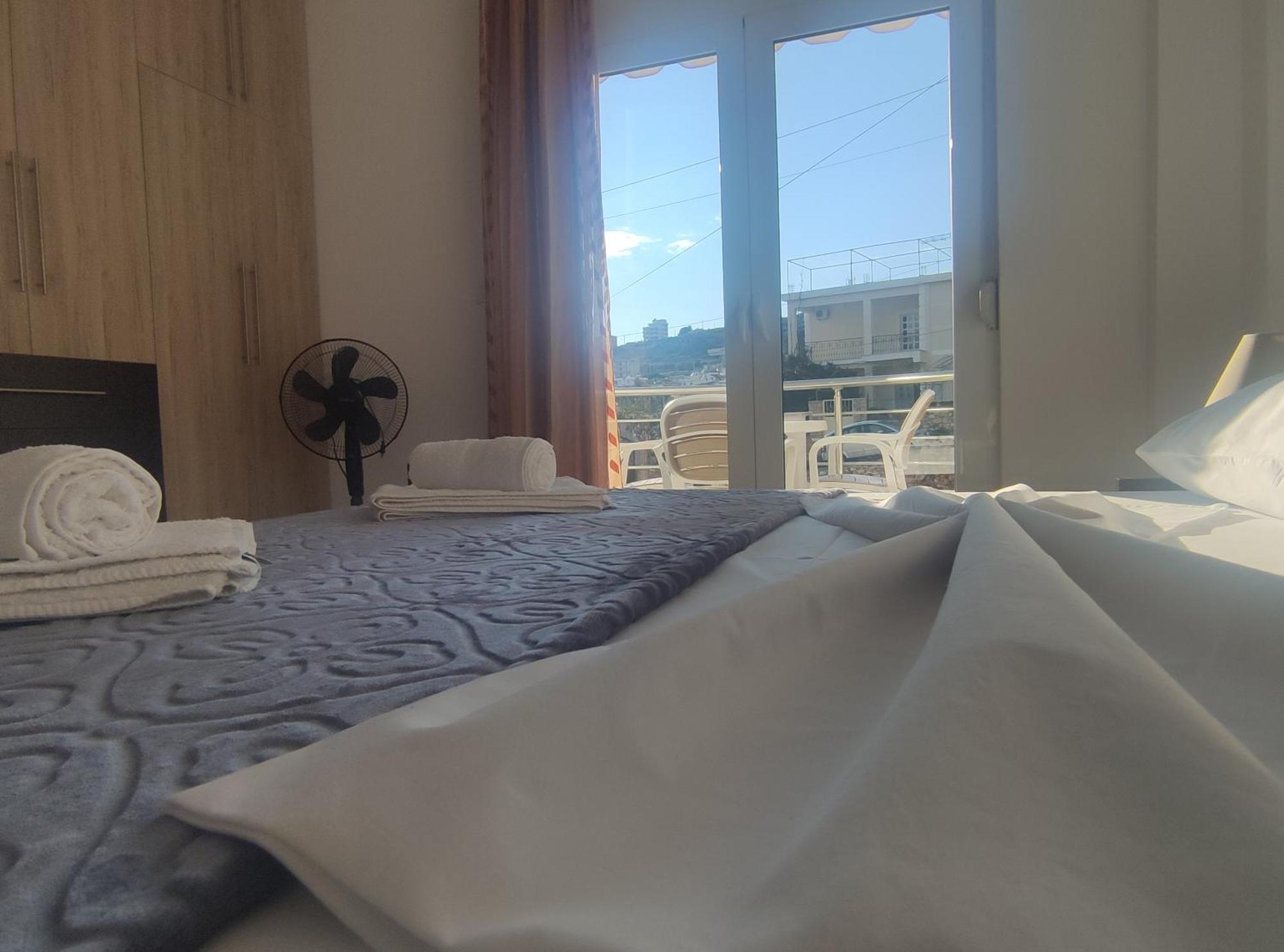Ionia Apartments Sarandë Exterior foto
